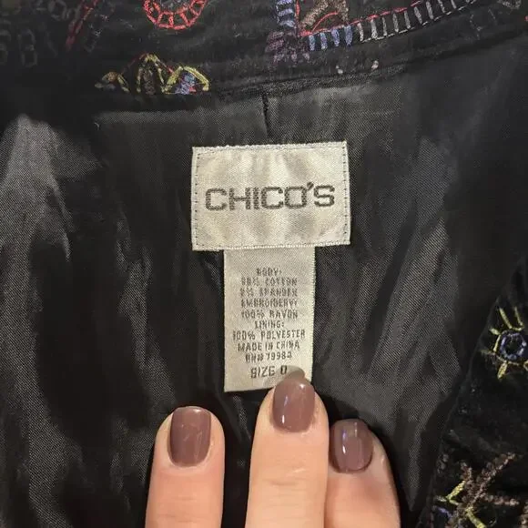 VTG Chico’s 0 Black Embroidered Suede Jacket Colorful Cotton‎ Boho Artsy Artwear - Picture 3 of 7